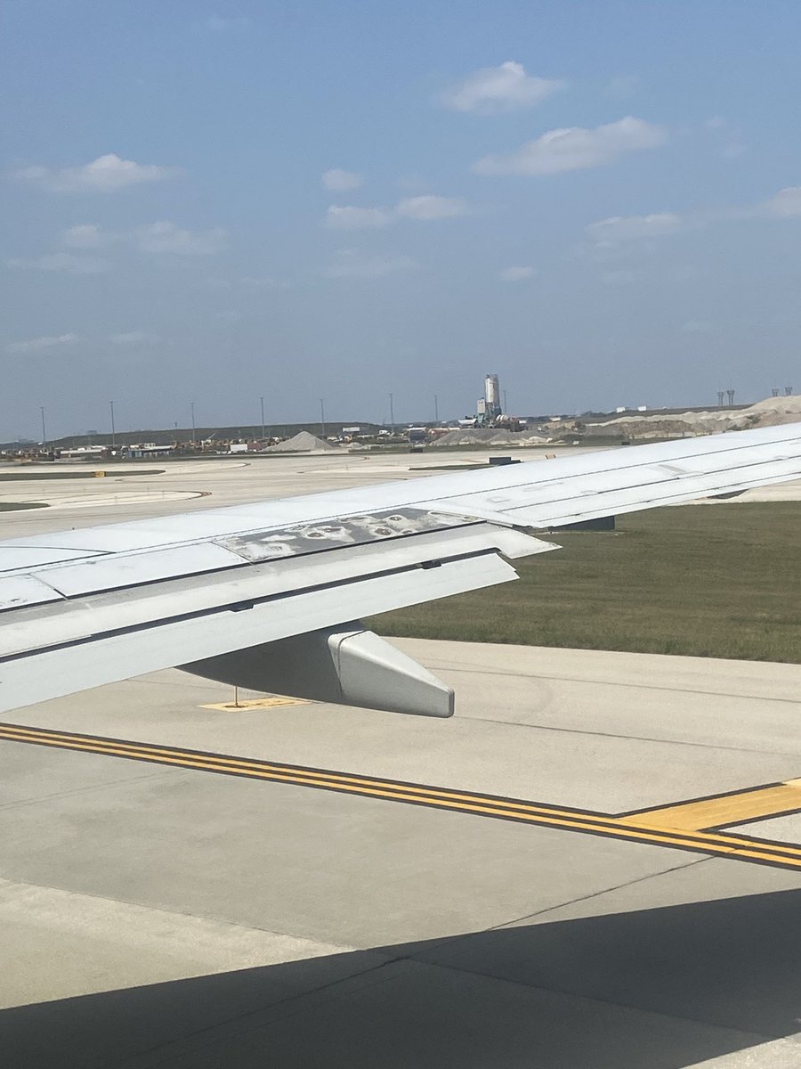 NoVa T (@nft5mith) on Twitter photo After roughly 10 delays, <a href="/united/">United Airlines</a> got me and mom dukes on a throwback jam to Cancún
Pray for us 😅 After roughly 10 delays, <a href="/united/">United Airlines</a> got me and mom dukes on a throwback jam to Cancún
Pray for us 😅