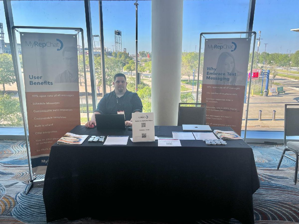 MyRepChat tweet media