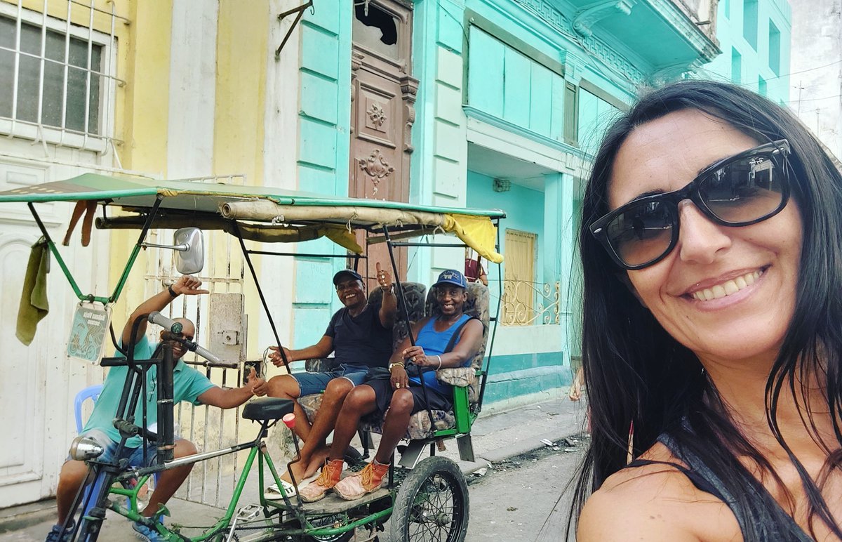 brababella's tweet photo. #Havana day-by-day – #HavanaVeja by street (Day 8)
https://t.co/iKVhqhB2aK #streetart #streetphotography #traveldiaries #travelblogging #diaridiviaggio #viaggi #habana #cuba #cubastreetart #streetartcuba #streetarthavana https://t.co/em0tfdEJVq