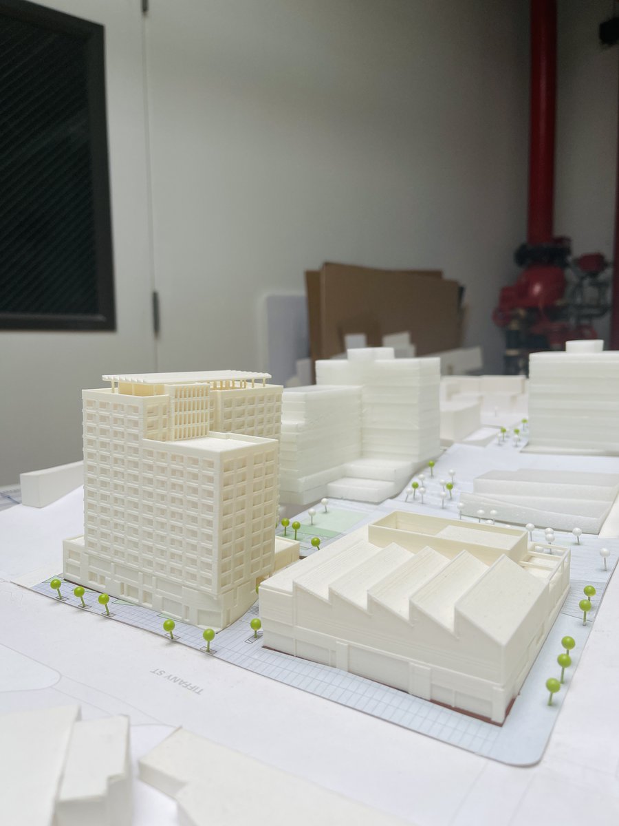 WXYStudio's tweet image. WXY partnered with @BLA_Architects, Elizabeth Kennedy Landscape Architect, PLLC, @TheHudsonCos, @GilbaneDevCo, @mhanymanagement, and @NYCEDC to bring this model to life.