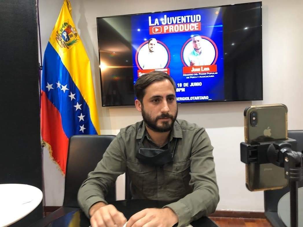 Designé a Sergio Julio Lotartaro Tovar como Presidente del Banco Bicentenario del Pueblo, especialista en Administración y Hacienda Pública. Es un banco al servicio de la gente, del emprendedor, la emprendedora, de la pequeña y mediana industria, la economía nacional, las