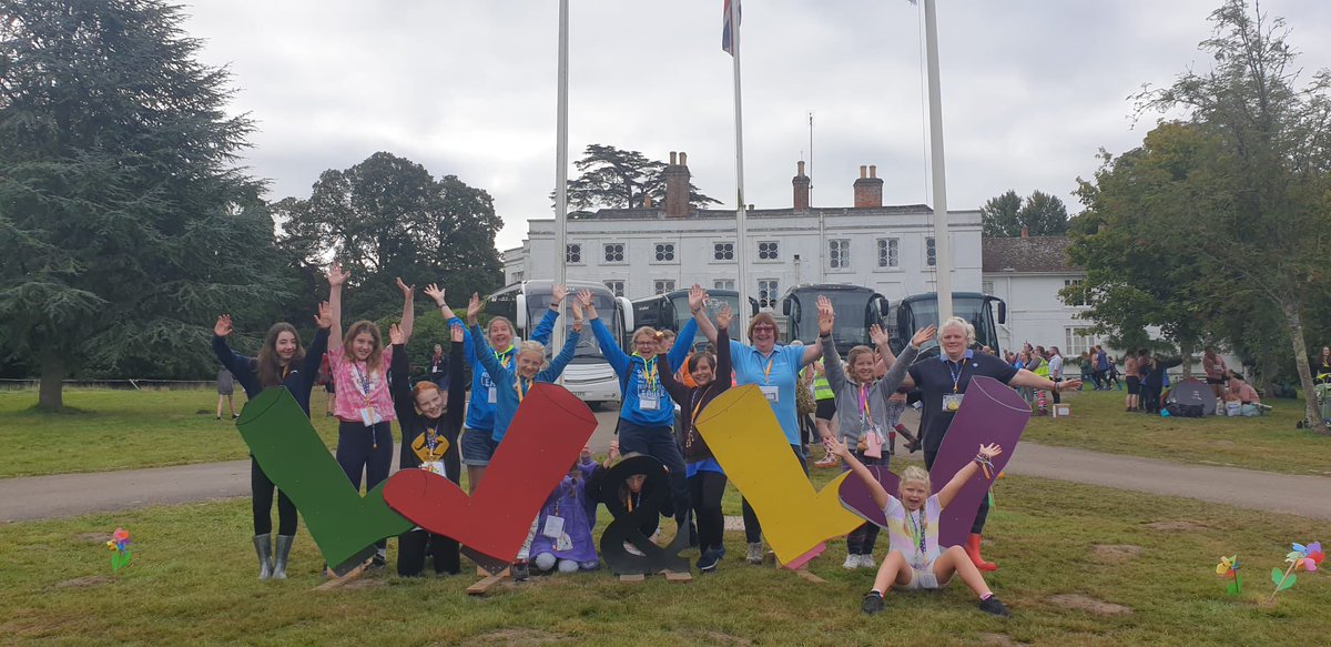 GGTonNorth's tweet photo. Thank you @Girlguiding @FoxleaseTAC we loved every second of #welliesabdwristbands @GGKentWeald @Guiding_LaSER https://t.co/ip9S8NaHAZ