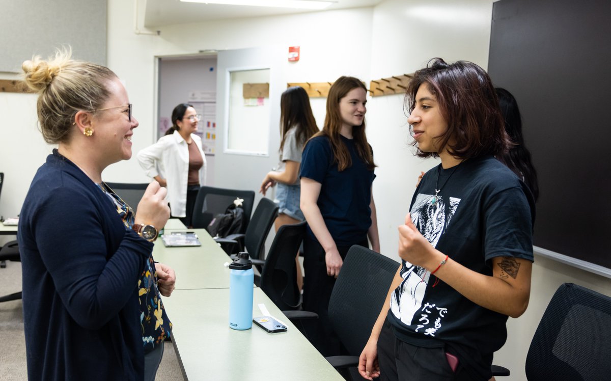 NU_SoC's tweet photo. Profs @elizsn &amp; Roxane Heinze-Bradshaw taught a #NUSoC first-year seminar called “Serious Play: From the Sandbox to the Stage.” The class brought together threads of study related to the art &amp; science of play. Students explored how play is important to how we learn &amp; communicate. https://t.co/3XxHoMWZkd