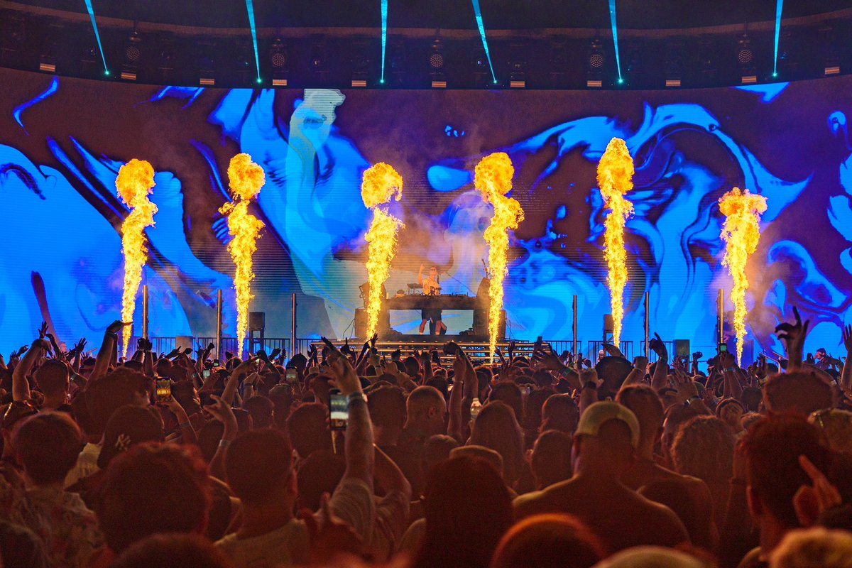 MOONLVNDING's tweet photo. Take a trip back to @BrooklynMirage with us and check out some snapshots from the recent @JoelCorry show!🔥 

📸: @CjAscoli https://t.co/uGXaCgl5JC