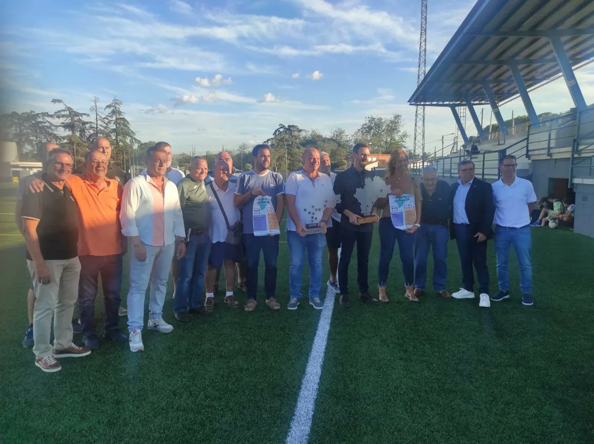 C.F.Caldes tweet media