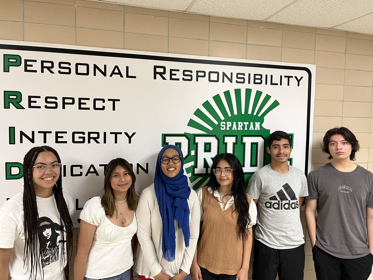lmayolchs's tweet photo. Congratulations to our #olchspride 2023 College Board National Recognition Program Awardees! High GPAs plus outstanding performance on exams make these Spartans outstanding! https://t.co/GWeNi0xcXt