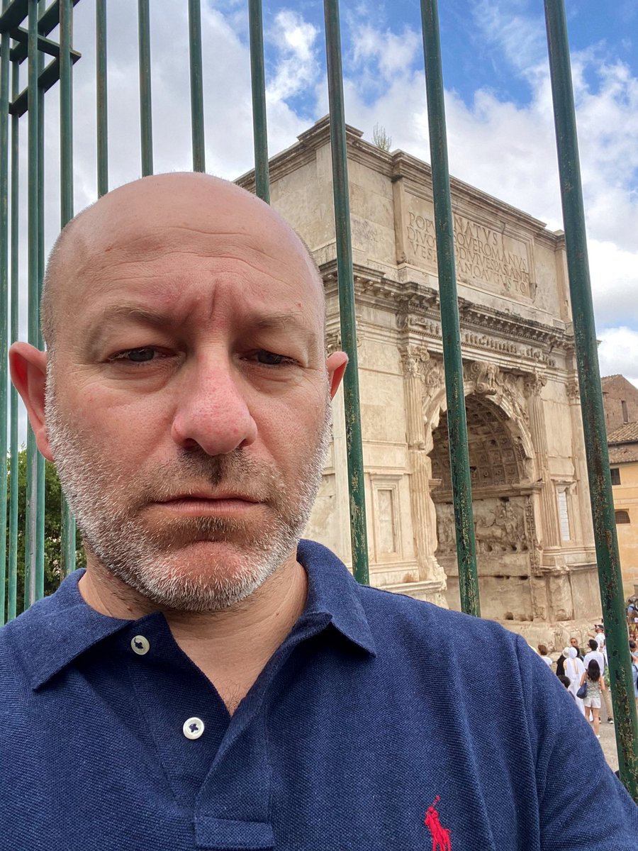 Ostrov_A's tweet photo. 2,000 yrs ago, the Arch of Titus was built to dedicate Roman victory over Jerusalem &amp; destruction of our Temple.

Today I return, as a proud citizen of the sovereign Jewish nation, with Jerusalem as our capital &amp; a people that outlasted the Romans &amp; all who sought to conquer us! https://t.co/50CinhIvqP