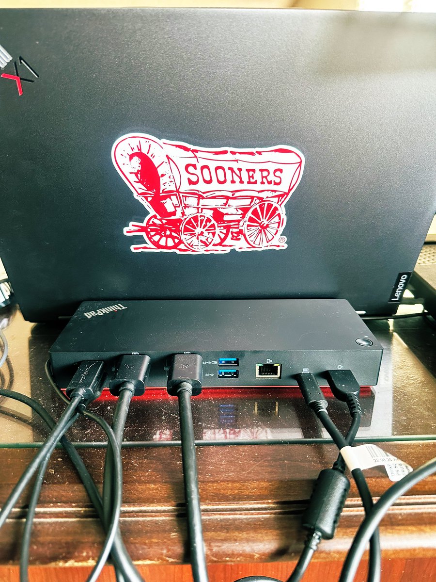 born_sooner's tweet photo. Laptop got an upgrade. 
#BoomerSooner 
#BeatArkSt https://t.co/lbMMxhPeWQ