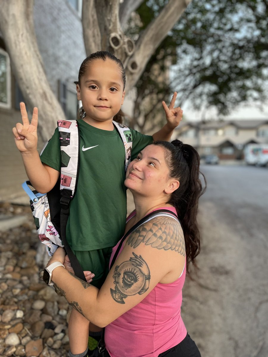 brujamamiii's tweet photo. Jeronimos first day of school😭🤍🌞 he was a little nervous but I’m glad neither of us cried cuz it would’ve been a mess 🥲 https://t.co/lSM533WZj9