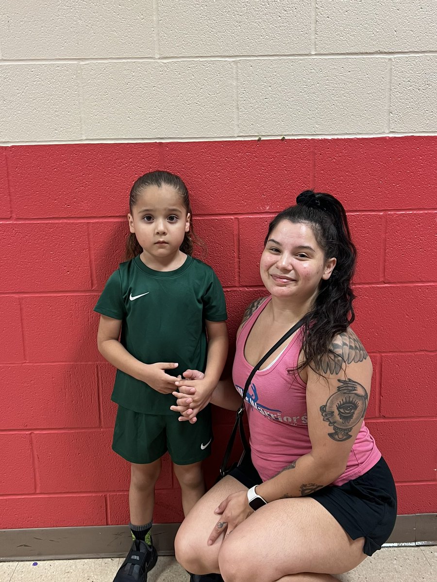 brujamamiii's tweet photo. Jeronimos first day of school😭🤍🌞 he was a little nervous but I’m glad neither of us cried cuz it would’ve been a mess 🥲 https://t.co/lSM533WZj9