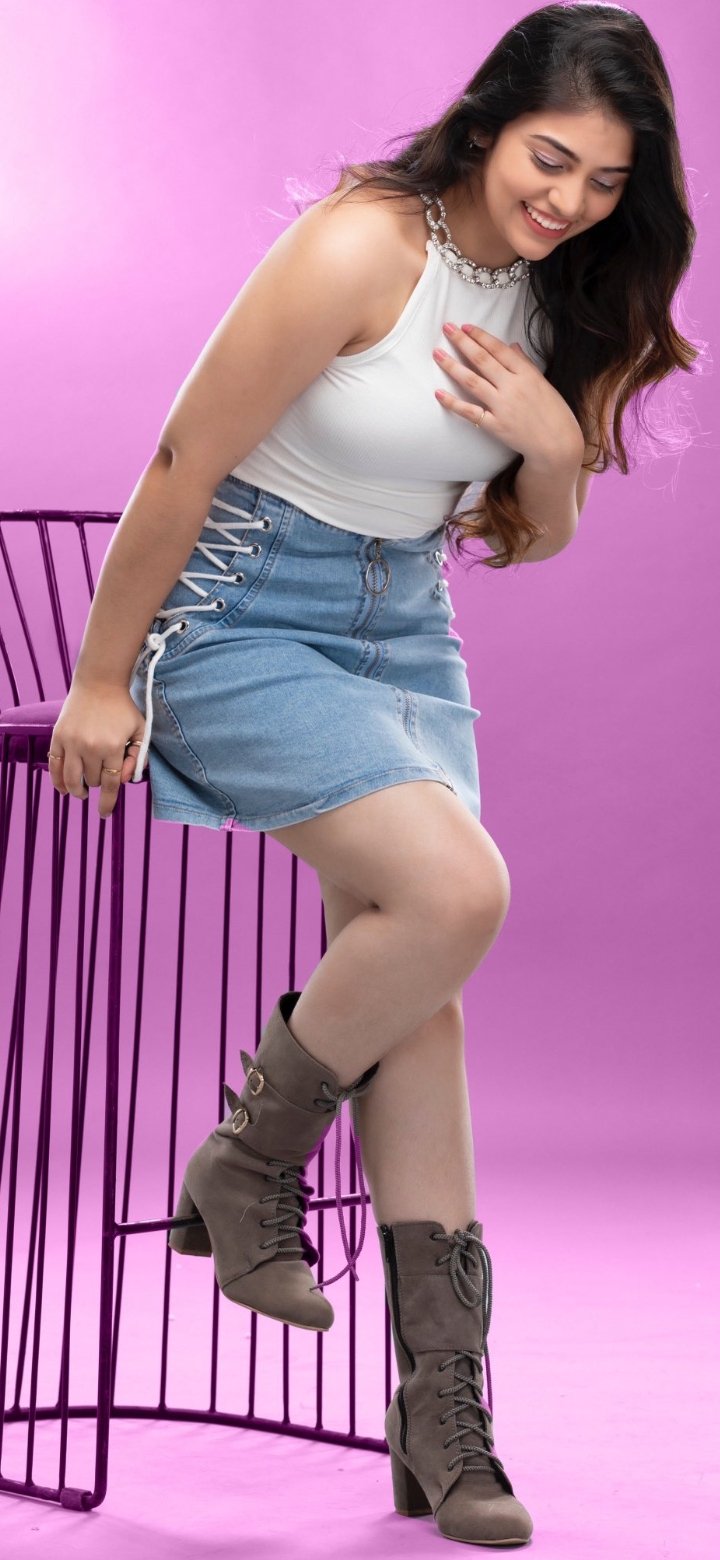 F4oCsjHWwAAeLP1?format=jpg&name=large