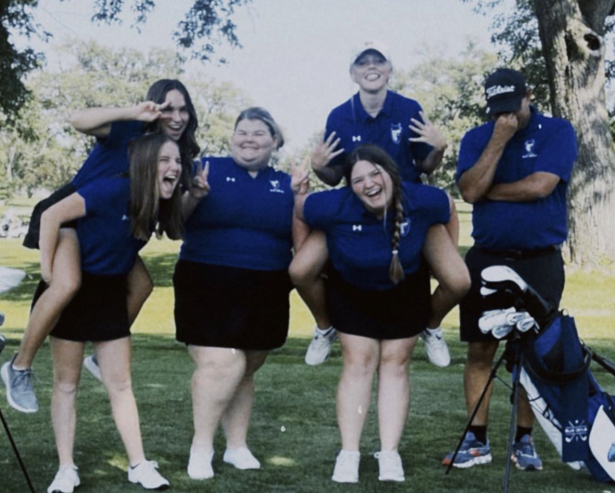 Lady Devils return to the course (FINALLY!) tonight!  We will be traveling to Green Acres to take on <a href="/ladycougar_golf/">Carroll Lady Cougar Golf</a> and Sheridan!  Good chance there will be some very festive looks tonight on the course! #LetsGoParty 😎
