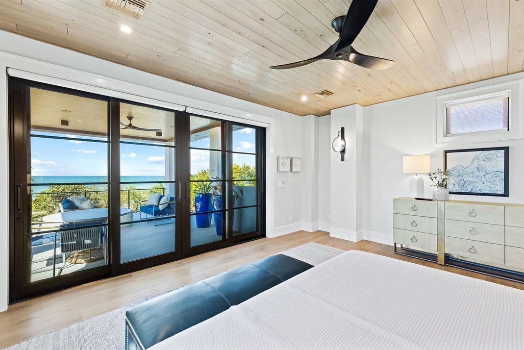 Cypress_Info's tweet photo. Ceilings never looked so good!
Project and photo by @ctm_woodworks
#SouthernCypress #cypress #RealAmericanHardwood #AmericanHardwoods #wood #ceiling #ceilingdeesign #homedesign #design #interiordesign https://t.co/pKoqRPJjGE