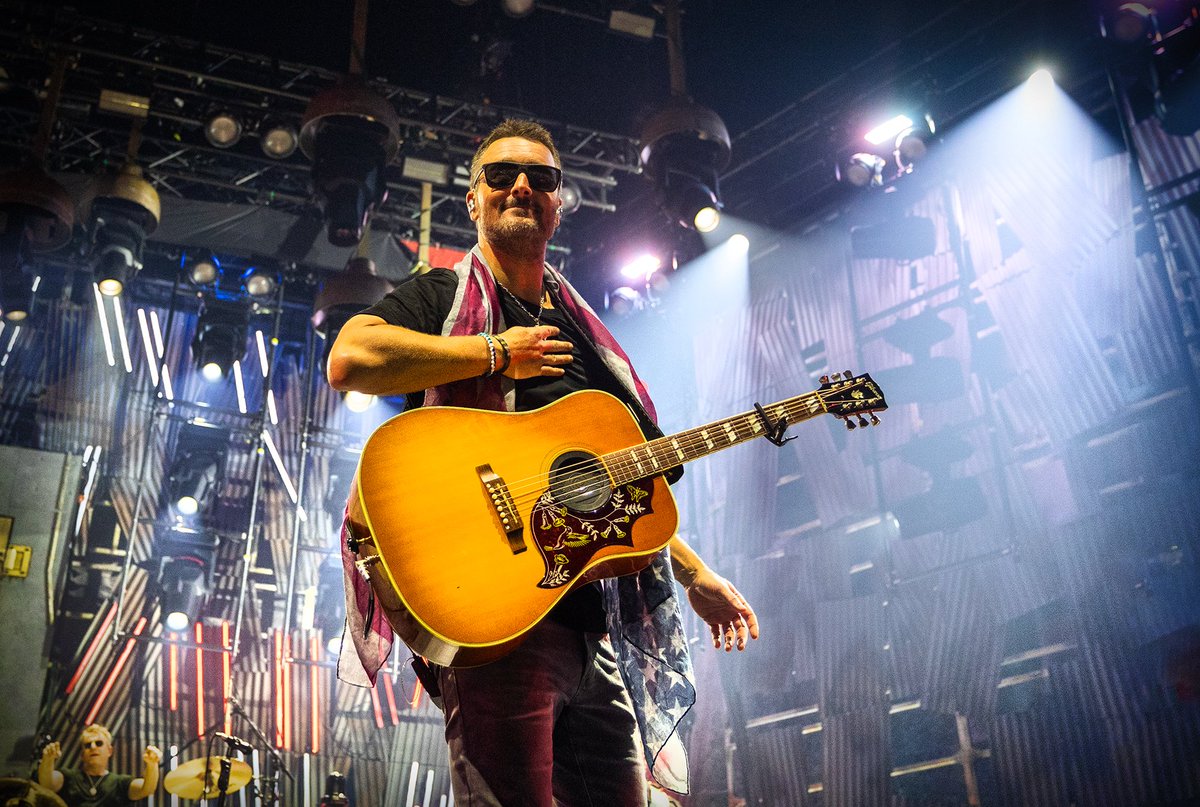 ericchurch's tweet image. Night 24 of #TheOutsidersRevivalTour 8.26.23 // Camden, NJ // Freedom Mortgage Pavilion

Relive the incredible night in this recap from @jadamlucas - ericchurch.com/news/Camden2023

📷: Anthony D'Angio