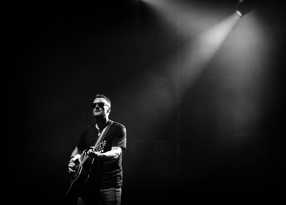 ericchurch's tweet image. Night 24 of #TheOutsidersRevivalTour 8.26.23 // Camden, NJ // Freedom Mortgage Pavilion

Relive the incredible night in this recap from @jadamlucas - ericchurch.com/news/Camden2023

📷: Anthony D'Angio
