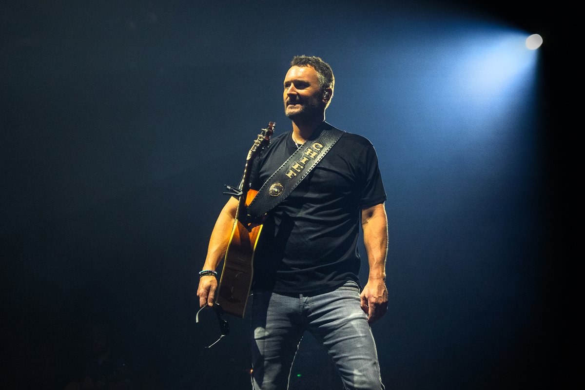 ericchurch's tweet image. Night 24 of #TheOutsidersRevivalTour 8.26.23 // Camden, NJ // Freedom Mortgage Pavilion

Relive the incredible night in this recap from @jadamlucas - ericchurch.com/news/Camden2023

📷: Anthony D'Angio