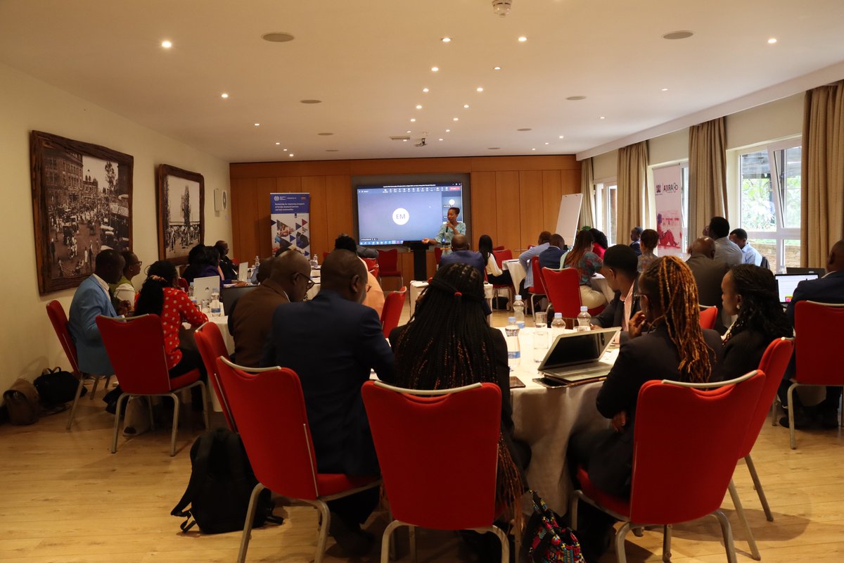 IloProspects's tweet photo. 🧾Kenya’s first Community of Practice (CoP) for the #DigitalEconomy launched!

🤝The CoP brought together social partners, key stakeholders from the public &amp; private sectors &amp;  freelance workers.

🗣️Discussions were held in 2⃣ key panel sessions (1/3) https://t.co/3wJmtKR2v1