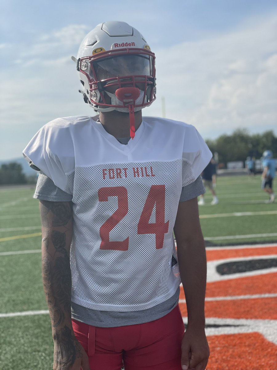 FH_Football's tweet photo. The #Sentinels kickoff their regular season this week, hosting Northern-Garrett on Saturday. #WeAreFortHill https://t.co/gXPs0Agk4n