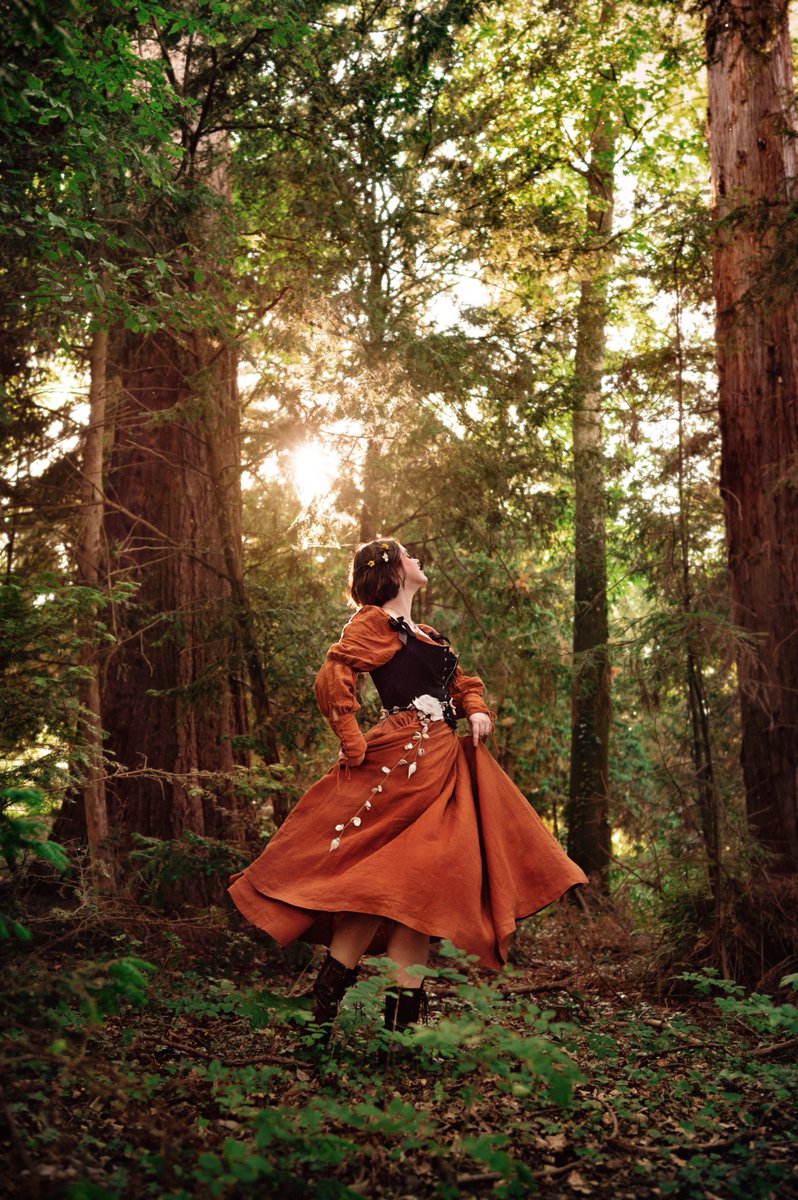 Dancing in the forest 🌿
Model : <a href="/Kadirine/">Kadirine</a> 🩷