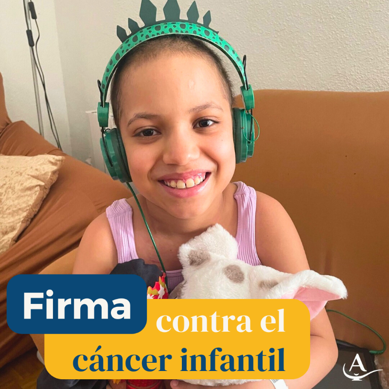FundAladina's tweet photo. Ayúdanos a conseguir que ningún niño con cáncer pierda la 😁. 

Súmate a nuestra petición con tu firma 🧡.