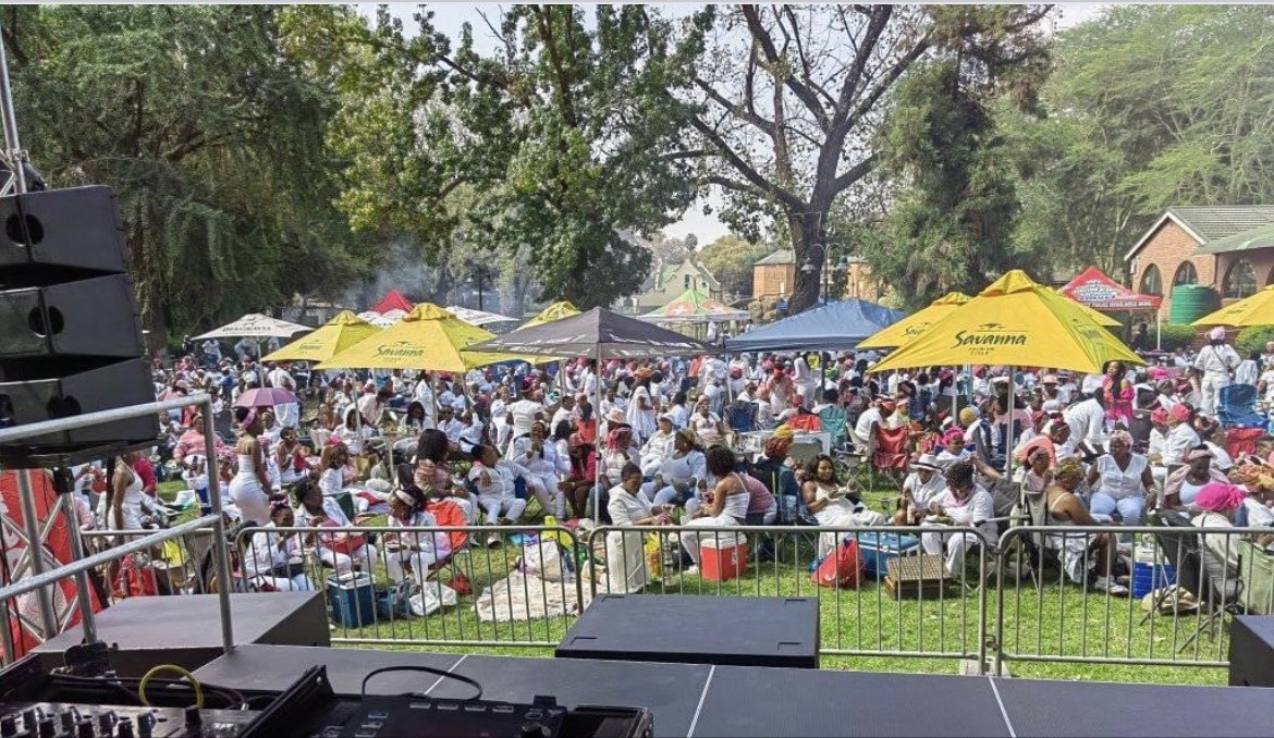 ProEleNetwork's tweet photo. however we do not believe animals especially animals confined to enclosure should be forced to endure these festivities which include thousands of people and DJ lineups that last all day” https://t.co/L1y97Yjo40