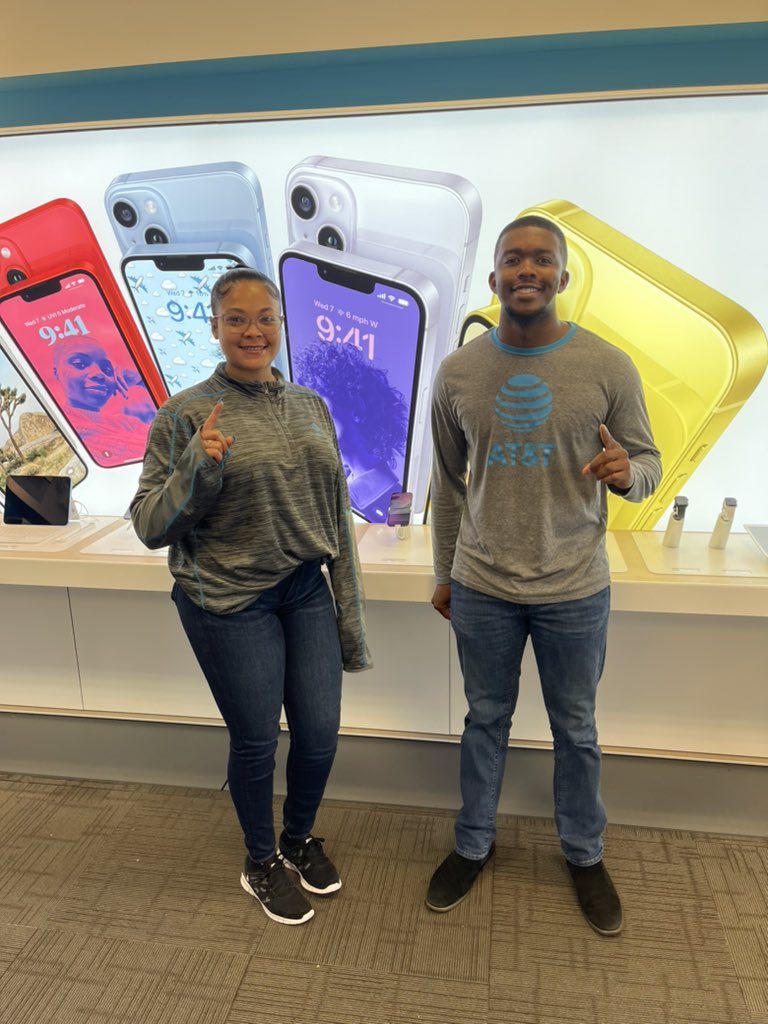 JasonKaefer's tweet image. Welcome to Northlite, Nacomi and Seth! 

#FirstDayBestDay #WelcometoMAS 💡👑 @Bryce_topRSC @julestwentysix @CrownJulesNC @inVINCEables1 @MASMakeItMatter