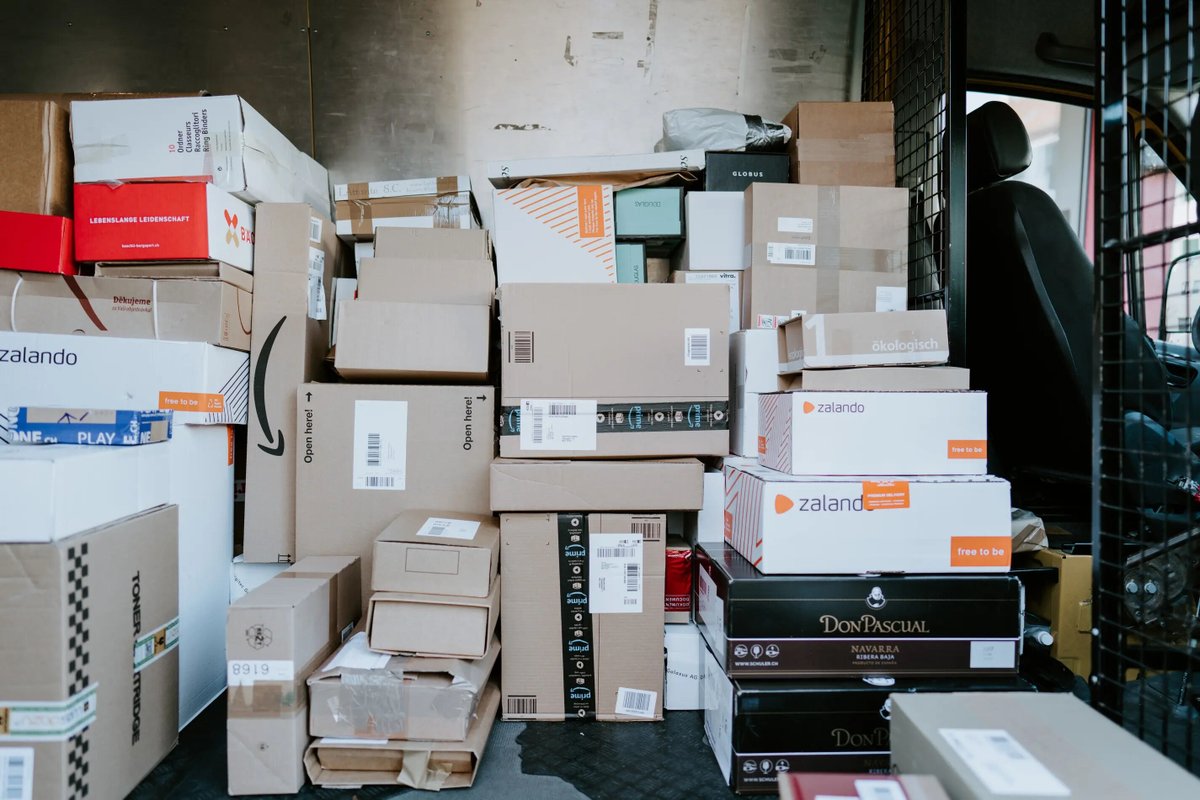 USLogisticsSol1's tweet photo. Searching for the best way to distribute your products? Whether you're a local artisan or a growing company, there's a shipping method tailored for you! #ProductDistribution #ShippingSolutions #EfficientLogistics #USLogistics

https://t.co/WjLGGRBWd5 https://t.co/6CcumOzIUh
