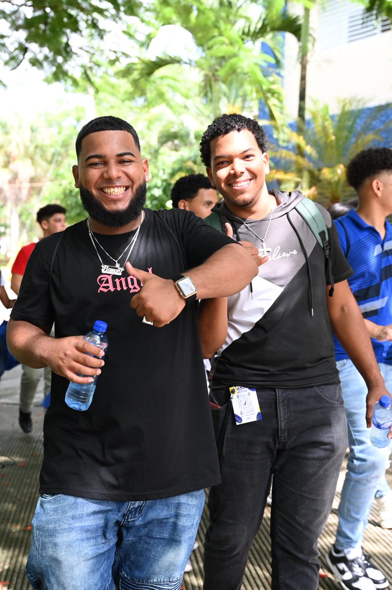 EstudiantesUCNE's tweet photo. Felices de tenerlos de vuelta en nuestro #CampusUCNE. 💙

Con emoción y entusiasmo, iniciamos el período académico 3-2023, ¿listo para dar lo mejor de ti? 😎📚

#NuevoCuatrimestre #VidaUniversitaria #DecanatoDeEstudiantesUCNE https://t.co/1sjSfl7lSH