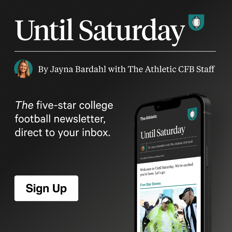 TheAthletic's tweet photo. Get 𝙩𝙝𝙚 five-star college football newsletter delivered direct to your inbox daily.

@Jaynabardahl and @TheAthleticCFB staff bring you top headlines in college football throughout the season with our latest newsletter – Until Saturday

Sign up now  ⤵️