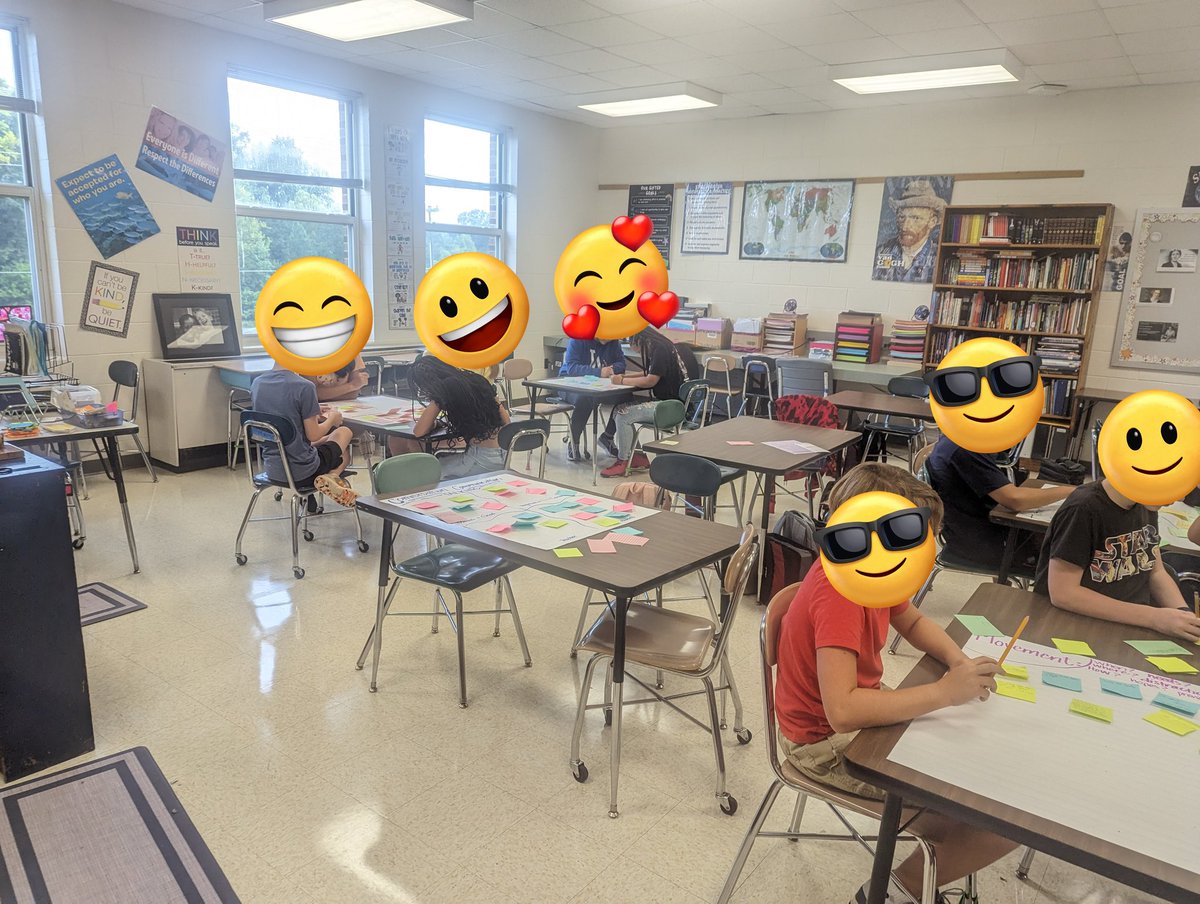 hmsrox's tweet photo. Students Noisy on the first day??? What is this wonderful 🌍 @GMHMiddle We like to talk about it!! #TheWildcatWay Engage with setting OUR expectations for this class! @ChathamCoSch Everyone is a decision maker! https://t.co/KJhKRFca9a
