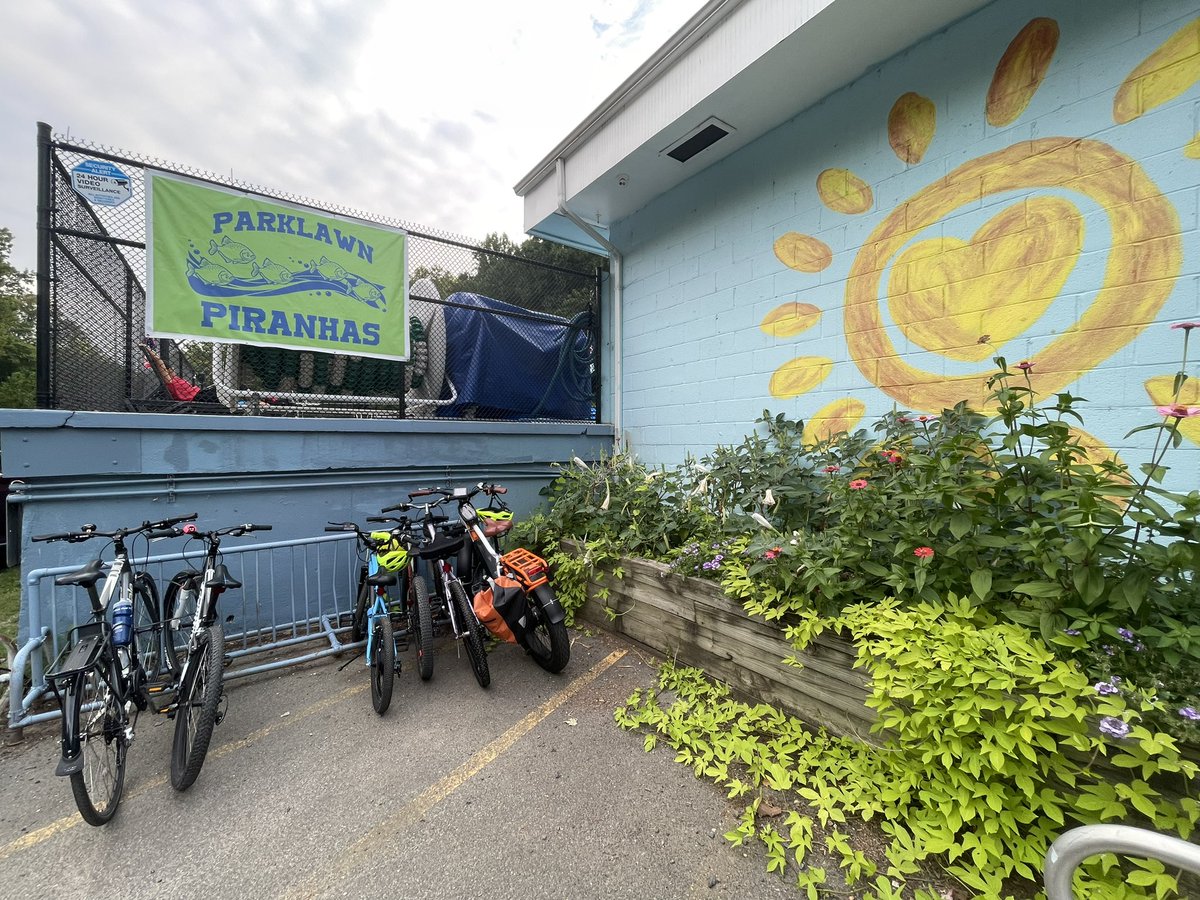 Parklawn Pool tweet media