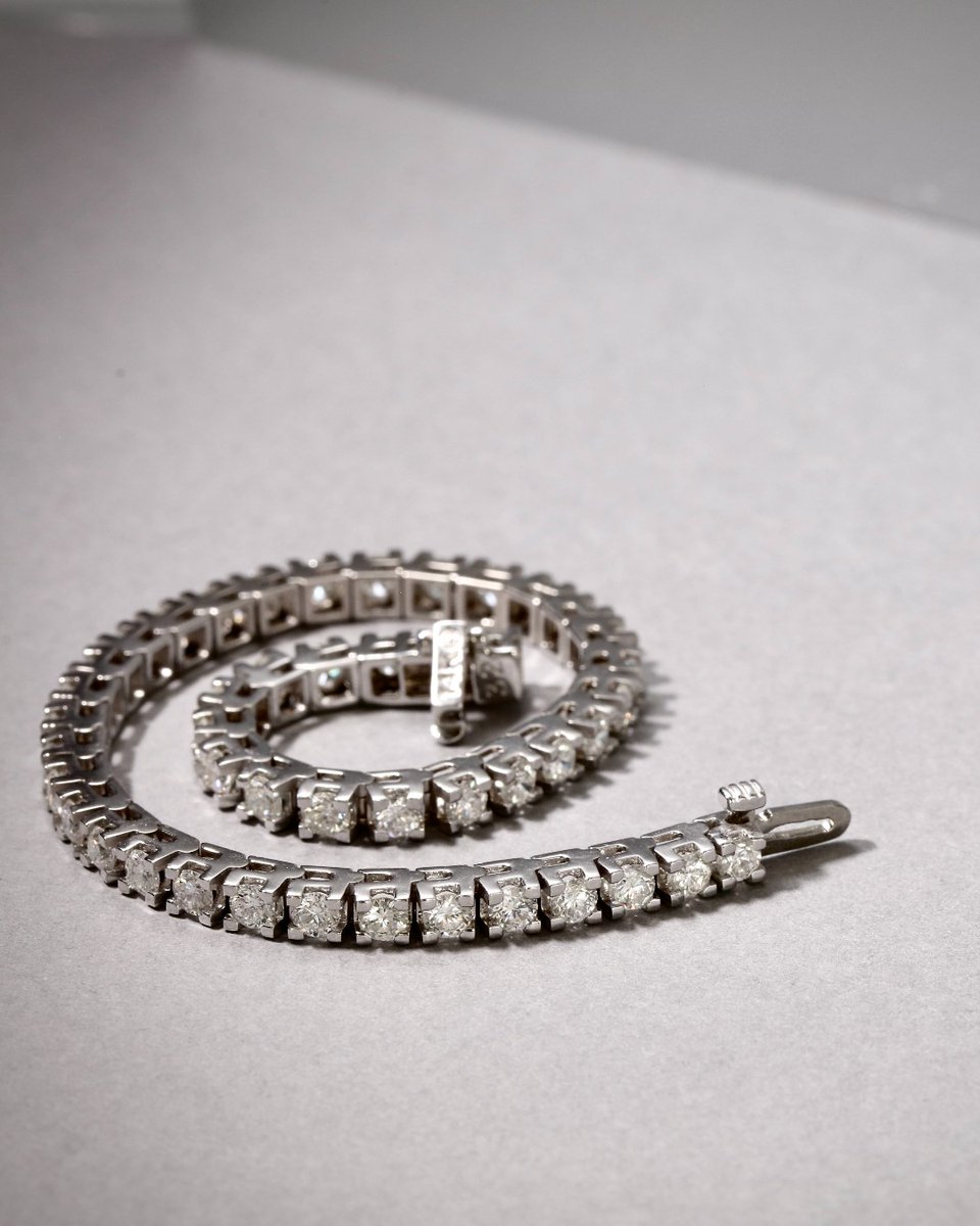 Do you know why we call them tennis bracelets? Tennis player Chris Evert wore a bracelet for her big game in 1978. While she sadly lost her precious jewelry, we got the iconic name “tennis bracelet.” Wear them as a single thread or layer them - these will never go out of style.