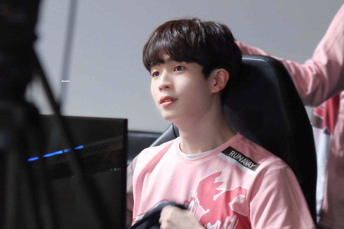 단 tweet media