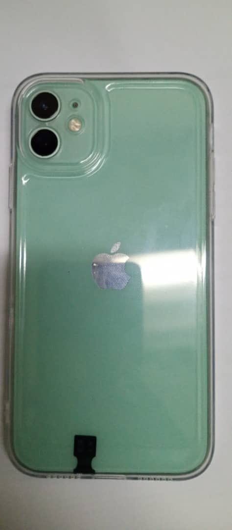 gemini_bab's tweet photo. @daddyhope iPhone 11 ,128g available in Harare $250…+263 77 506 2514 https://t.co/Ni532VZc8d
