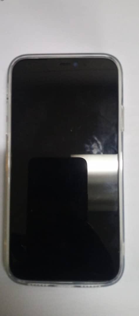 gemini_bab's tweet photo. @daddyhope iPhone 11 ,128g available in Harare $250…+263 77 506 2514 https://t.co/Ni532VZc8d
