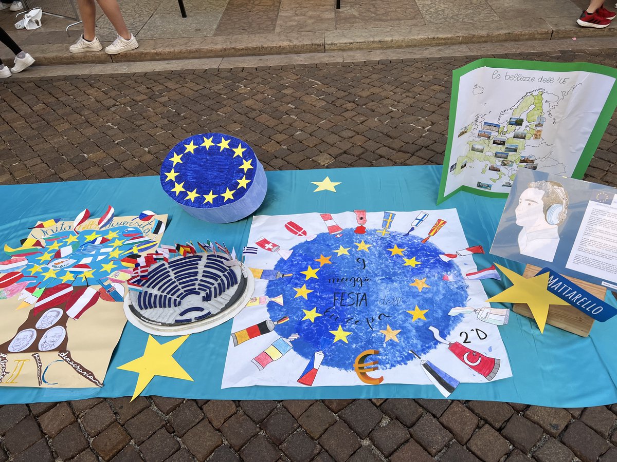 comunetn's tweet photo. 📝 Educare i giovani alla partecipazione e alla democrazia: Comune e Fondazione Trentina Alcide De Gasperi siglano la convenzione > https://t.co/O27SbidrVK
@degasperitn https://t.co/ah8gxo3LWz