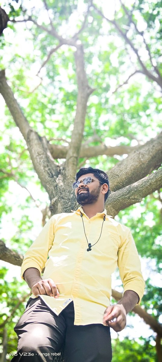 SravankumarMr's tweet photo. 😅A beautiful smile without any reason is the smile of existence😆
🤟Don't forget to smile because smiling is infectious.🤏.
.
.
.
#happy #happyface #selflove #smile #love #loveyourself #ignoregirls #attitude #king #boss #fashion #fashionstyle #style #stylist #stylishlook https://t.co/faeLmTE2oU