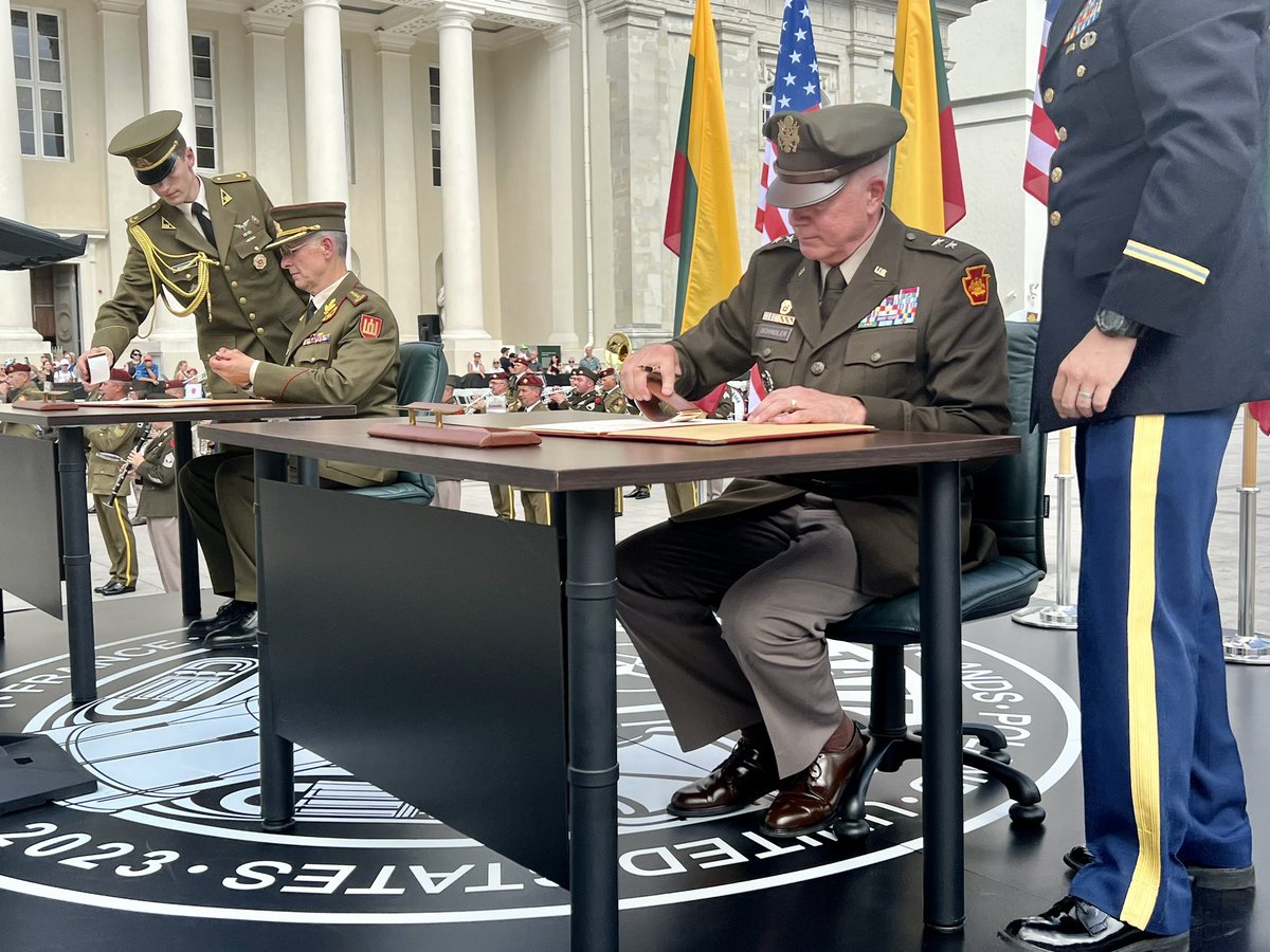 TAGofPA's tweet photo. Gen. Valdemaras Rupšys &amp; I signed a Protocol of Intent outside the Palace of the Grand Dukes of Lithuania, celebrating the 30 year partnership of the @LTU_Army &amp; @PaNationalGuard, &amp; declaring our intention to continue our legacy of successful cooperation. #SPP30 #TogetherWeServe https://t.co/nhOYojyv5c