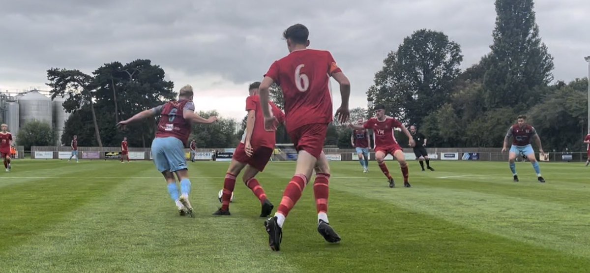HFDActionMedia's tweet photo. A booking for @Westfieldsfc1 after simulation, looking for a penalty🙈
It’s currently #Fields 1-0 @HfdLadsClubFc https://t.co/qU5hkm9W79