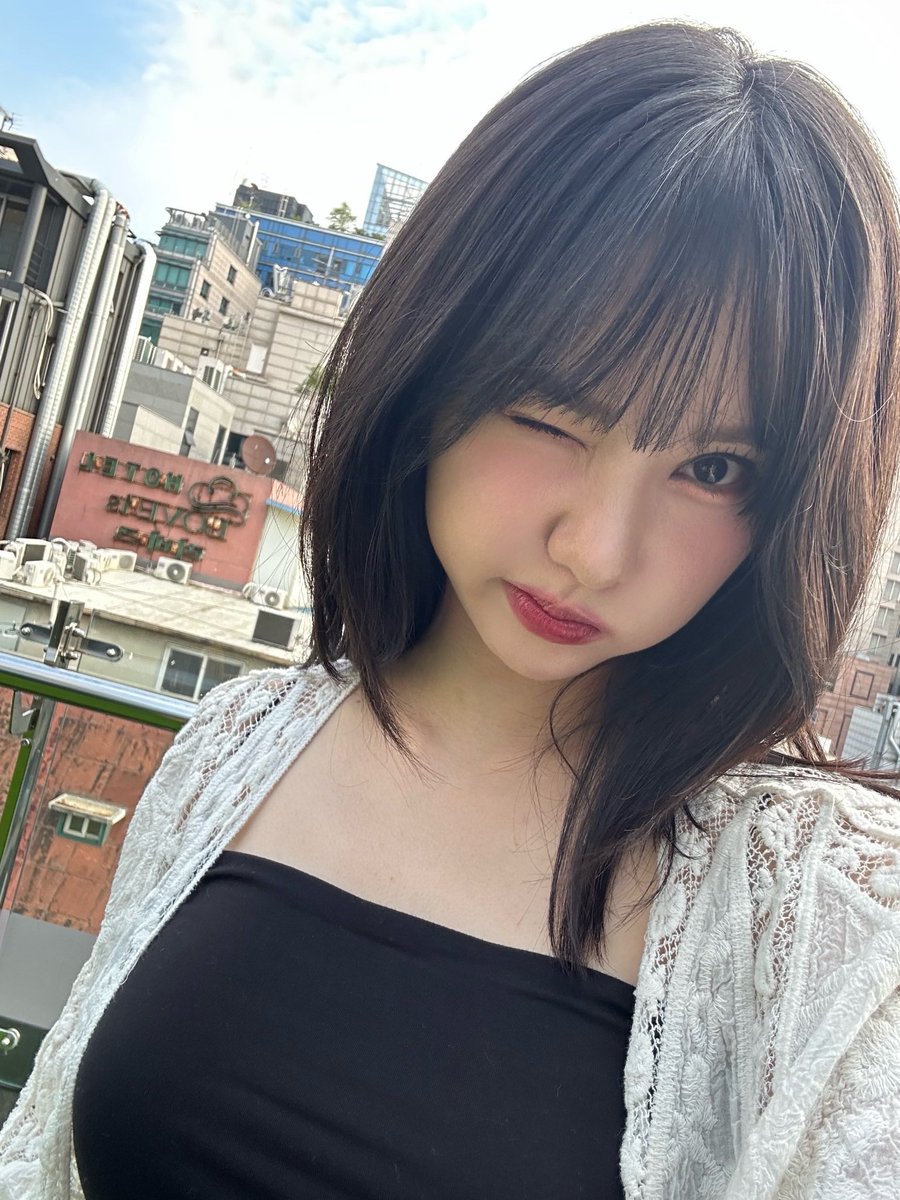 precious_eunha's tweet photo. — eunha bbl update 🐰💭

i love youuuuu 🤍 https://t.co/JQAAh55F0g