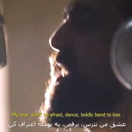 Mojtabapacino's tweet image. میگفتن چرا یراحی رو نمیگیرن؟ حتما با خودشونه.
اوکی. بازداشت شد. حل شد الان؟
همه صدای کسی باشیم که سرودِ انقلاب بود...
#مهدی_یراحی
#مهسا_امینی