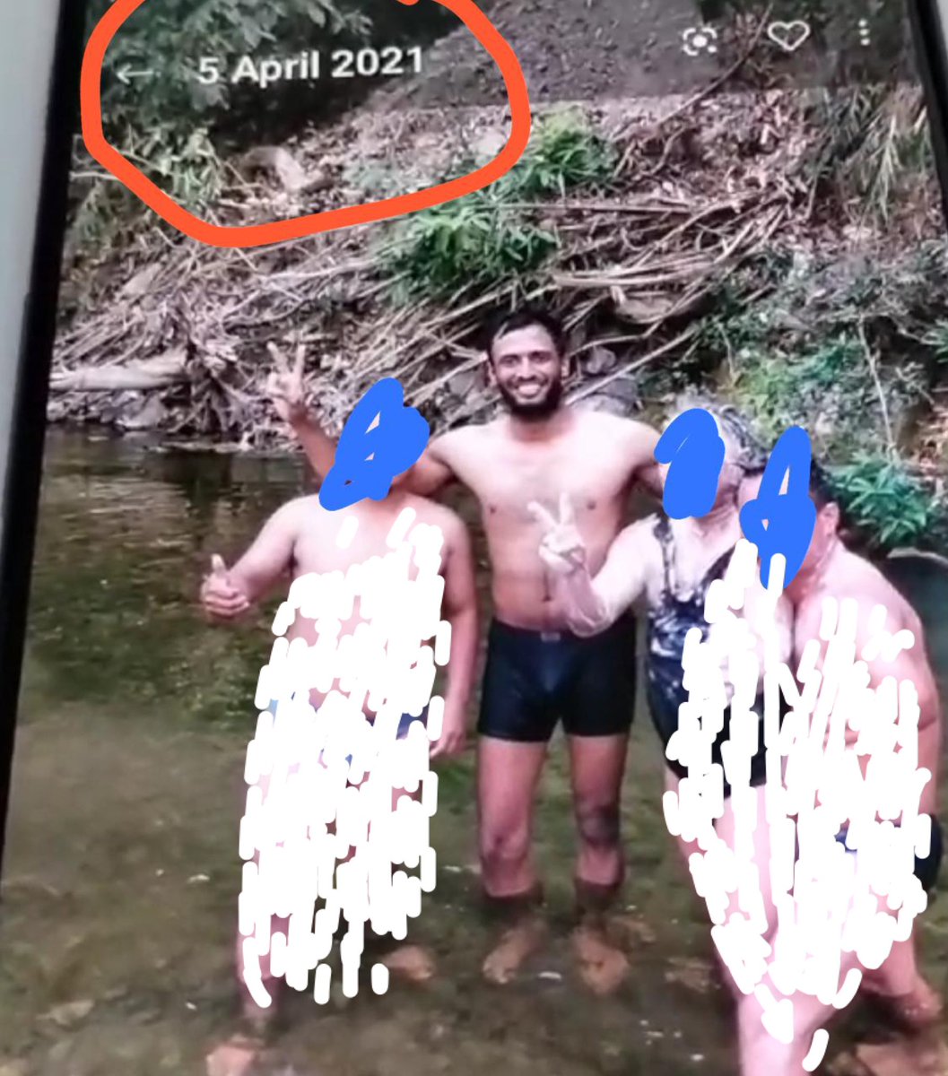 Zoukim27's tweet photo. A video posted by Mr.Johnson Meitei trying to malign the image of captain Shubham from the Assam Rifles  @dgar is nothing but just another Meitei routine propaganda. The video was actually from 5th April 2021 while the officer was on a regular intelligence mission related to SoO groups.

On 18 August 2023, (See video)
The same officer, Major Shubham rescued and led meitei illegal immigrants fleeing to Manipur from Myanmar safely by risking his own life along  with the other 5 Assam Rifles.

𝐋𝐈𝐅𝐓𝐈𝐍𝐆 𝐩𝐞𝐨𝐩𝐥𝐞 𝐮𝐩 𝐨𝐧𝐥𝐲 𝐰𝐡𝐞𝐧 𝐭𝐡𝐞𝐲 𝐬𝐞𝐫𝐯𝐞 𝐲𝐨𝐮𝐫 𝐢𝐧𝐭𝐞𝐫𝐞𝐬𝐭 𝐚𝐧𝐝 𝐃𝐄𝐅𝐀𝐌𝐈𝐍𝐆 𝐭𝐡𝐞𝐦 𝐚𝐭 𝐰𝐢𝐥𝐥 𝐰𝐡𝐞𝐧 𝐭𝐡𝐞𝐲 𝐝𝐨𝐧’𝐭 𝐬𝐮𝐢𝐭 𝐲𝐨𝐮𝐫 𝐧𝐚𝐫𝐫𝐚𝐭𝐢𝐯𝐞 𝐢𝐬 𝐨𝐧𝐞 𝐬𝐮𝐜𝐡 𝐚𝐜𝐭 𝐨𝐟 𝐭𝐡𝐞 𝐌𝐄𝐈𝐓𝐄𝐈𝐒.

#DebunkingMeiteiLies #MeiteiLiesXposed #MeiteiLies 
@Spearcorps @GoI_MeitY
@Amitshah @Cyberdost
@official_dgar @PIBHomeAffairs
@TwitterIndia @ElonMusk @paulphoenix1985 @Paul_Koshy @majoramitbansal @MajChowdhury