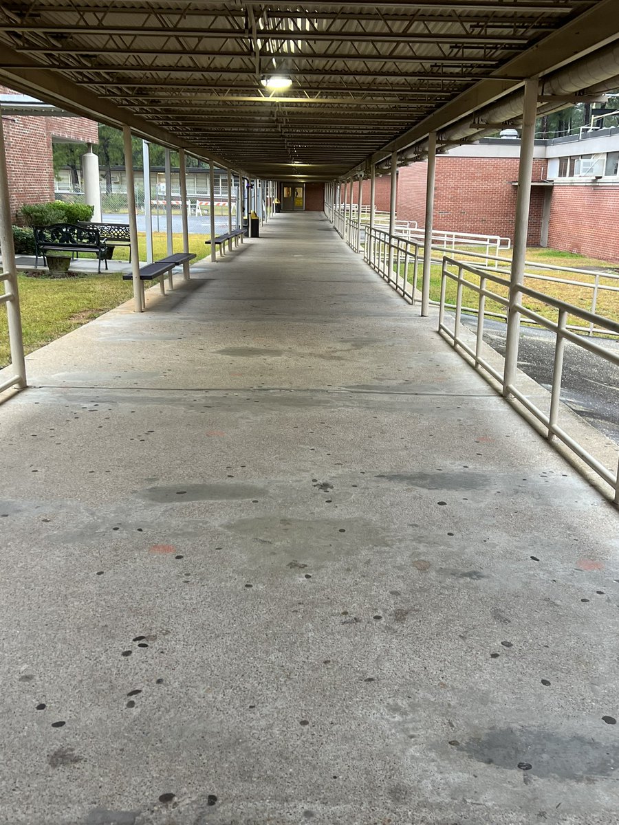 As I walked the halls this morning, I couldn’t help but think back to my three “first days” at Hope Mills. There’s nothing like the sound of that wooden hallway and the morning breeze on the concourse!! Have a great year Vikings! <a href="/HMMSVikingPride/">Hope Mills Middle</a> <a href="/CumberlandCoSch/">Cumberland County Schools</a> <a href="/BlandingRegina/">Regina Blanding</a>