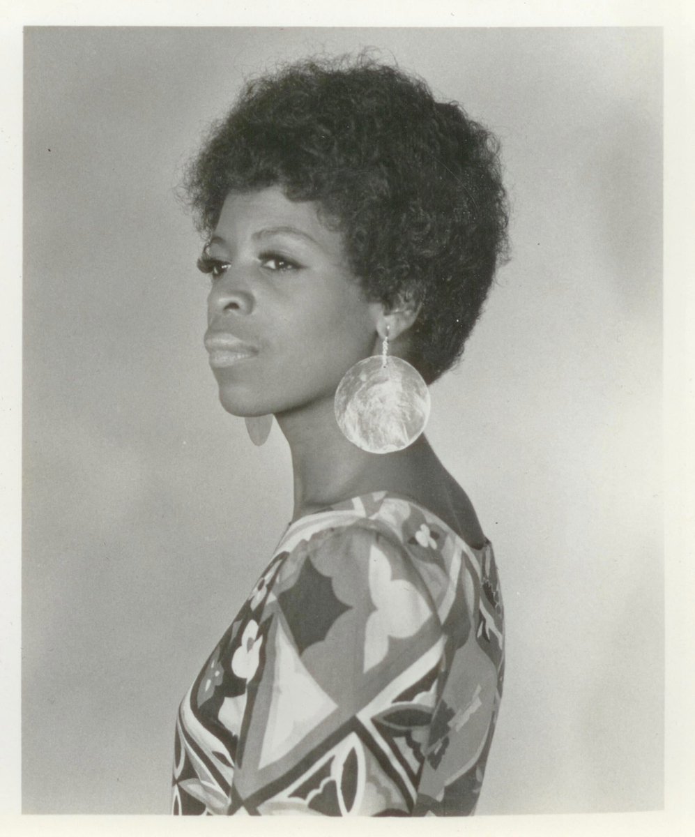 LennyKravitz's tweet photo. Queen Roxie Roker. Thinking of you…always. 
August 28, 1929. https://t.co/xapBm3EDM9