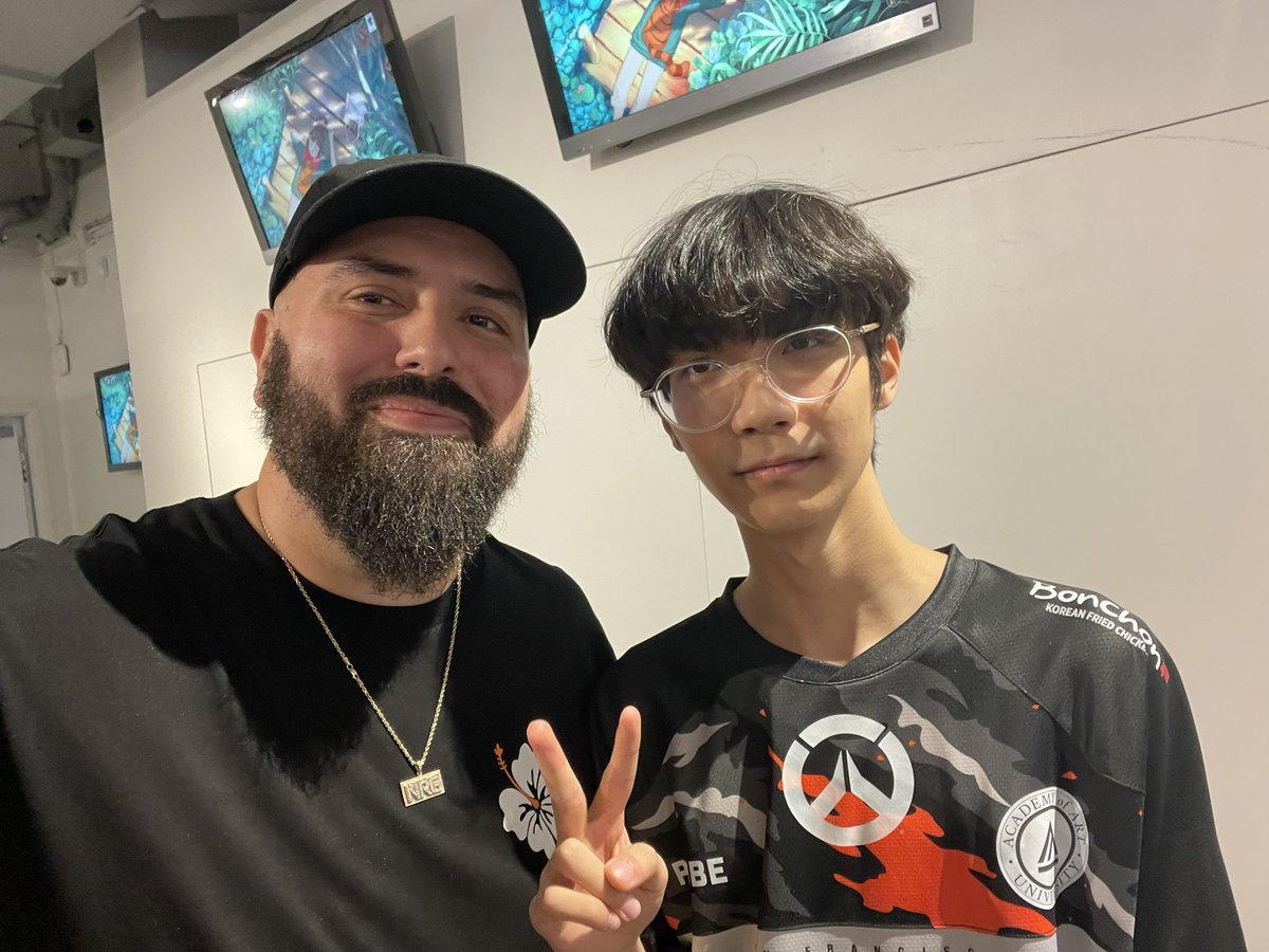 CoryRVincent's tweet image. I LOVE OUR SHOCK COMMUNITY!!!Hands down our best SF watch party yet! 

PLEASE RSVP AND COME TO THE NEXT ONE ON SEPTEMBER 3RD… might be our last one 🥹