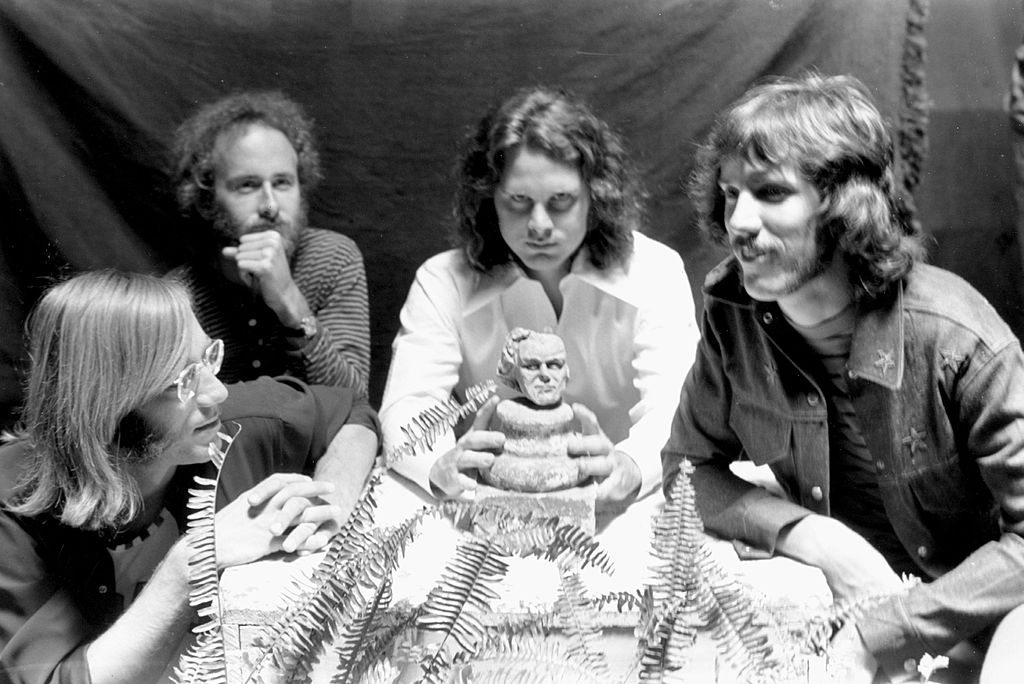 Keep your eyes on the prize.

Photo by Estate of Edmund Teske/Michael Ochs Archives/Getty Images.

#TheDoors #JimMorrison #JohnDensmore #RayManzarek #RobbyKrieger