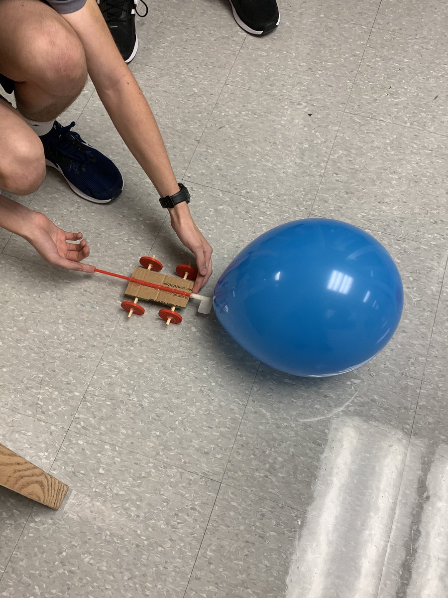 mathgeist's tweet photo. @EHS_Hornets IED students had to design and build a car propelled by a balloon. They got a chance to use their problem solving skills on day 1. https://t.co/oJ5TKPdjnW