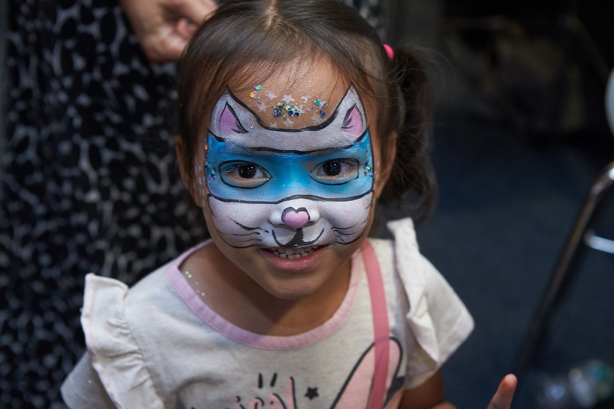 paleycenter's tweet photo. Thank you to everyone who joined us for PaleyFamily Day with Disney Channel this weekend! For information about our wonderful events at the #PaleyMuseum, click the link in our bio! 

#disney #paley #paleyfamily #nycfamily #nyckids
@Disney @DisneyPlus @DisneyTVA @OfficialBlueyTV https://t.co/2uLVMdx8z8