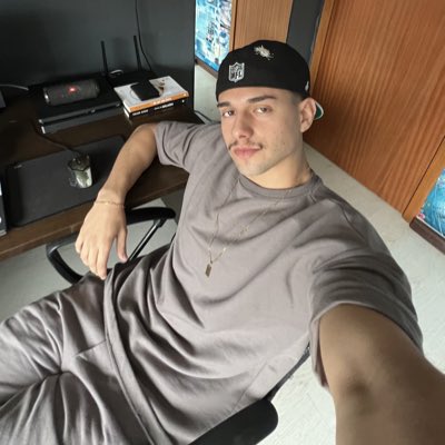 FernandesEdson_'s tweet photo. #NovaFotoDePerfil https://t.co/6WqtygCxGn