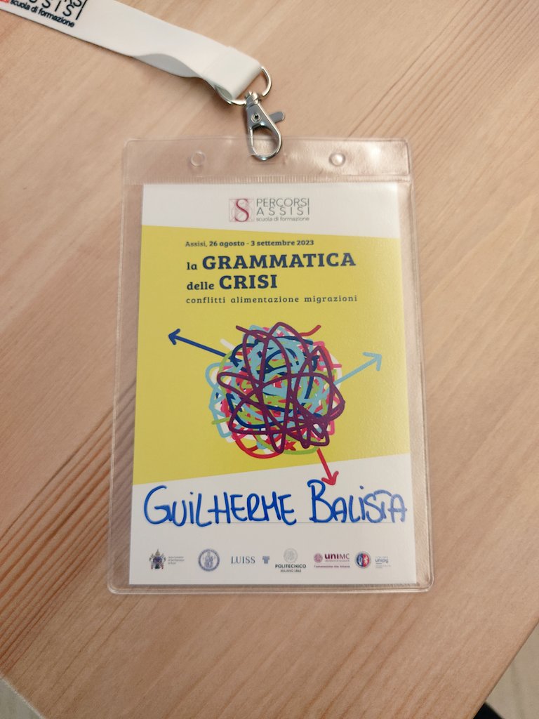 gdbalista's tweet photo. #percorsiassisi #lagrammaticadellecrisi https://t.co/NTKty3Oljo